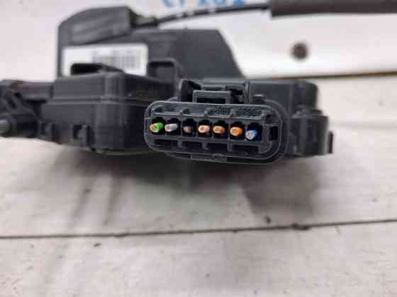 Замок двери передний правый Hyundai IX35 2009-2015 813202Y020 (Арт. 68381) Київ