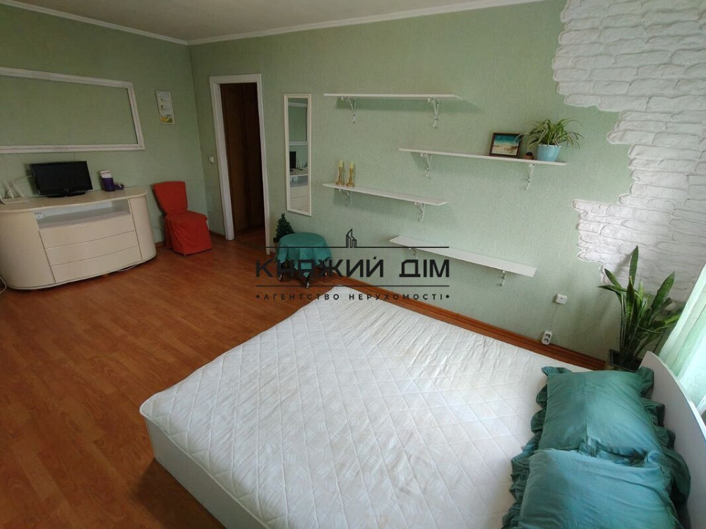 Оренда 2-х. кімнатна роздільна на Березняках. Код об'єкту : 11114394. Київ - зображення 5