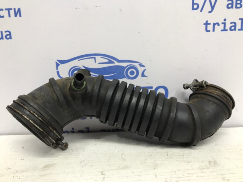 Патрубок воздушного фильтра Mitsubishi Pajero Sport K9 2.5 DIESEL 4D56 1996 (б/у) Київ - зображення 3