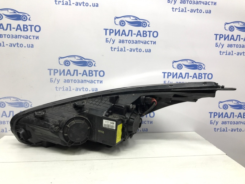 Фара правая Ксенон KIA Ceed JD 1.6 DIESEL D4FB 2012 (б/у) Киев - изображение 4