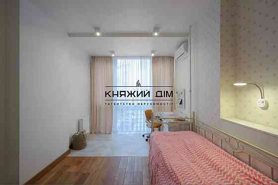 Продаж 3 кімнатна квартира ЖК Кришталеві джерела КОД 21147025 Київ