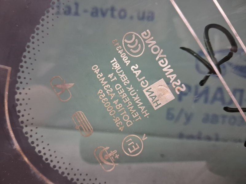 Стекло в кузов заднее правое SsangYong Rexton Y250 2.7 D27DT 2006 (б/у) Киев - изображение 3