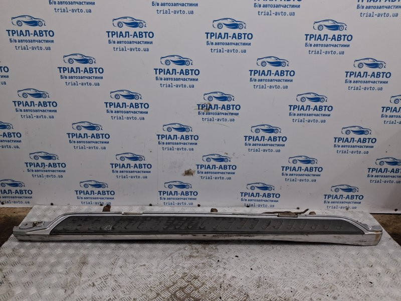 Подножка Mitsubishi Pajero Wagon 3 3.2 ДИЗЕЛЬ 4M41 1999 прав. (б/у) Киев - изображение 1