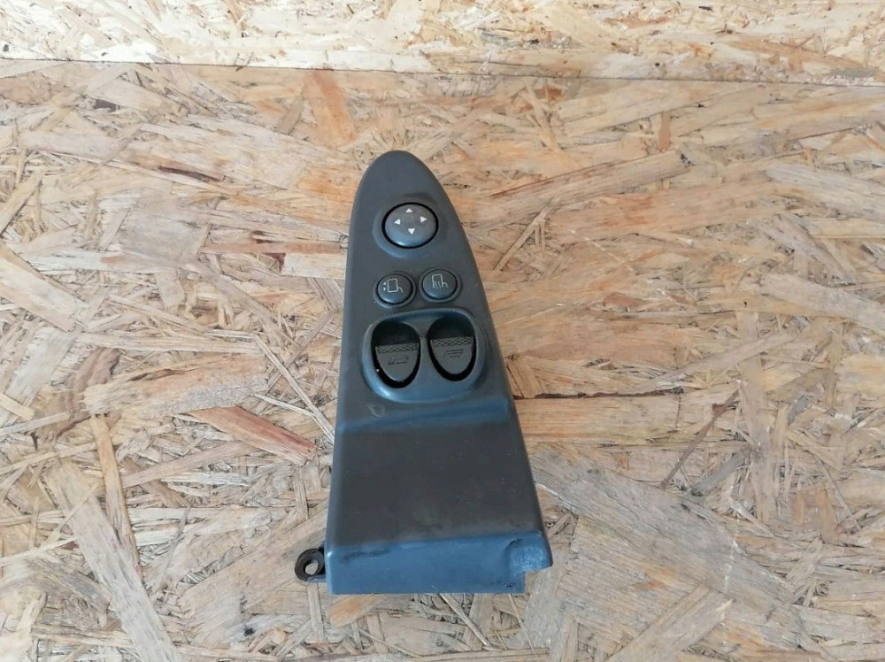 504213446 Блок управления стеклоподъемниками левый Iveco Stralis Львів - зображення 1