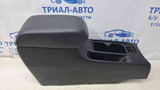 Подлокотник Mitsubishi Lancer 2003-2009 MR626773 (Арт. 73947) Київ