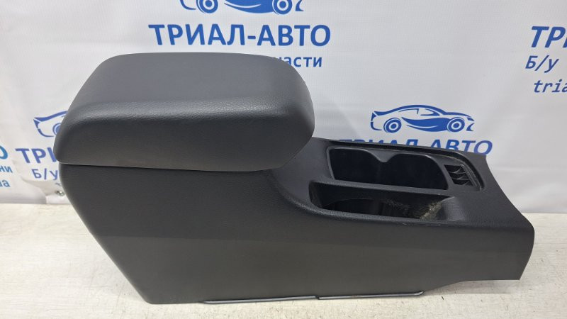 Подлокотник Mitsubishi Lancer 9 1.6 БЕНЗИН 4G18 2003 (б/у) Киев - изображение 1