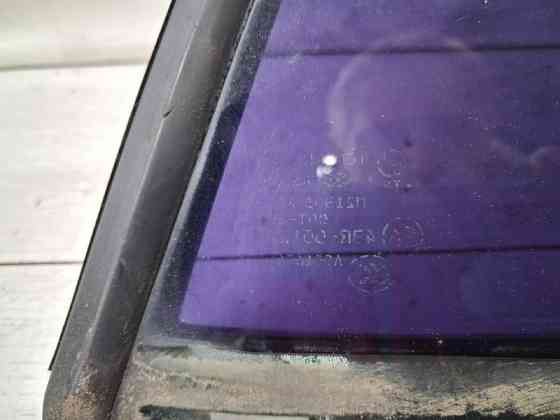 Стекло двери задней правой (форточка) Suzuki Grand Vitara JT 2.7 БЕНЗИН H27A 2005 (б/у) Киев