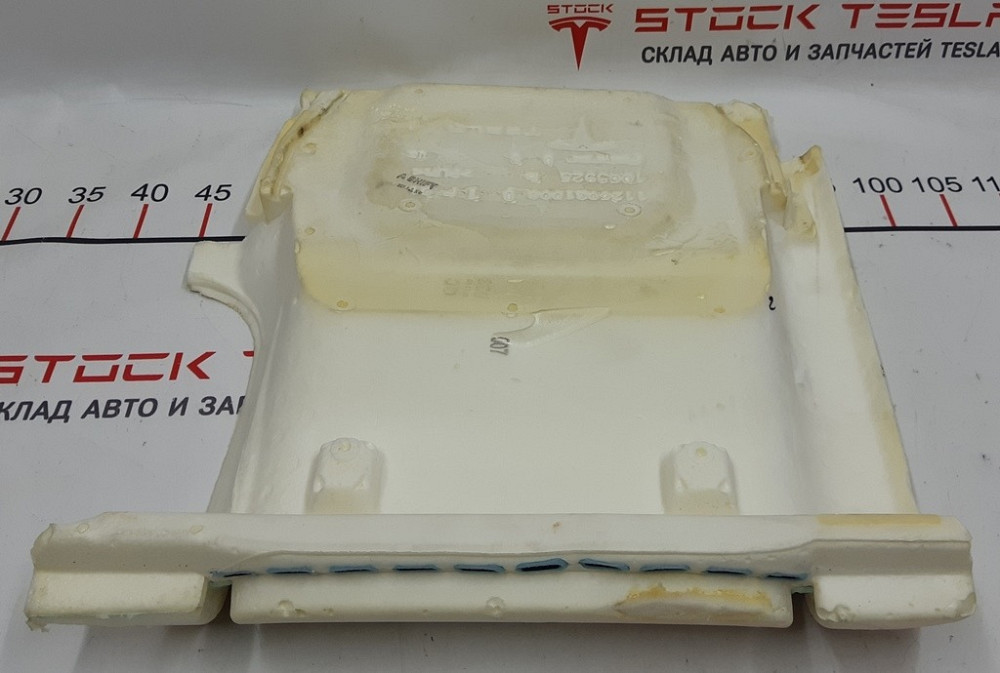 Пенный наполнитель нижней части сиденья 3-го ряда правого Tesla model X 1065925B Киев - изображение 2