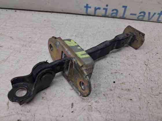 Ограничитель двери передний правый Nissan Note 2005-2013 804301U600 (Арт. 84577) Київ