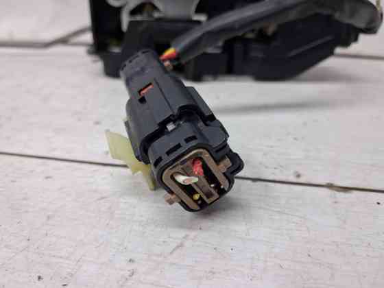 Замок двери передний левый Kia Sorento 2002-2011 813103E000 (Арт. 67651) Київ