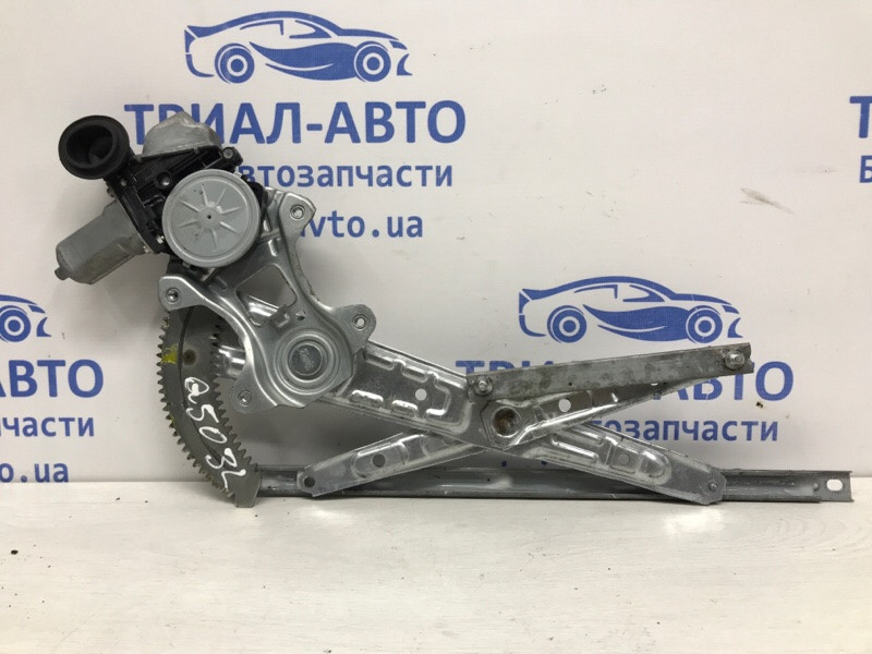 Стеклоподъемник задний левый Infiniti Q50 V37 2.2 DIESEL OM651 2013 (б/у) Київ - зображення 1
