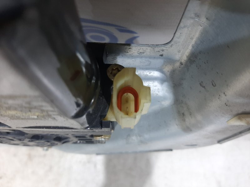 Стеклоподъемник передний левый Hyundai Tucson JM 2.0 DIESEL D4EA 2004 (б/у) Київ - зображення 3