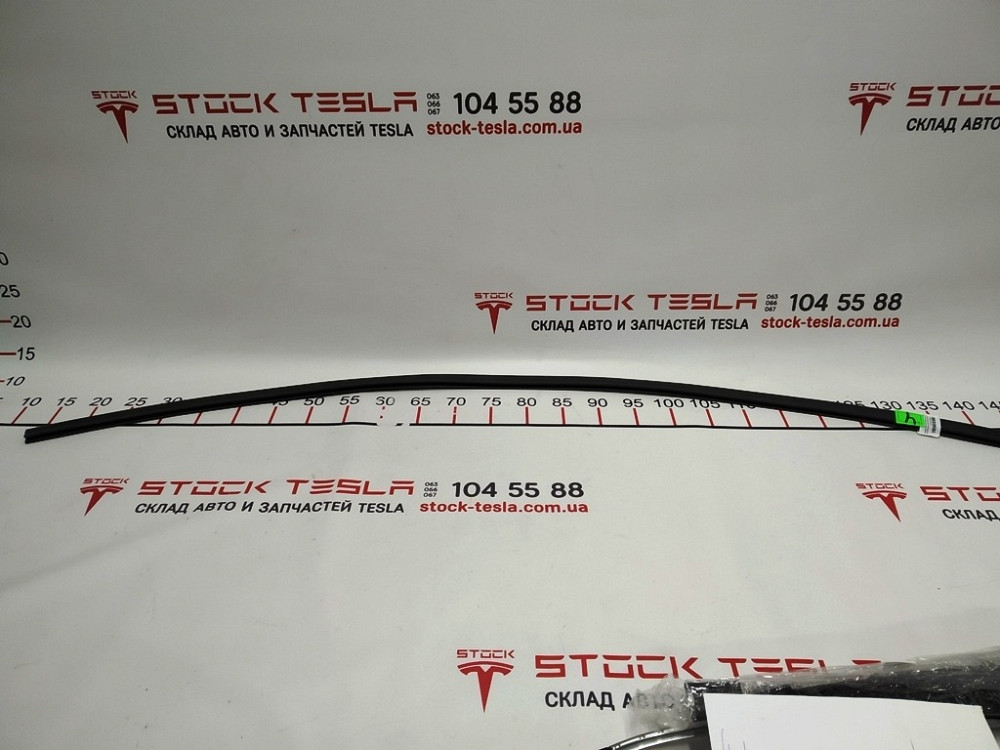 Уплотнитель (резина) пластикового каркаса инструментальной панели Tesla model S, model S REST 100437 Київ - зображення 3