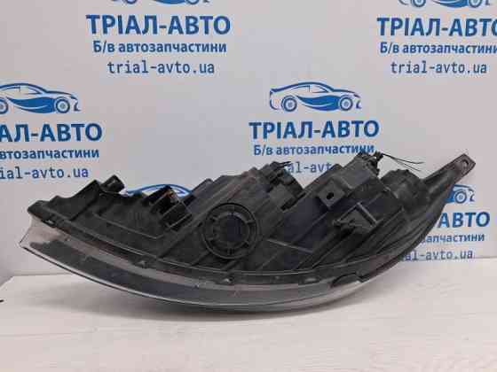 Фара правая галоген Kia Sportage SL 1.7 DIESEL D4FD 2010 (б/у) Киев