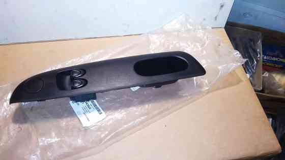 Блок кнопок стеклоподъемника левый Matiz Дніпро