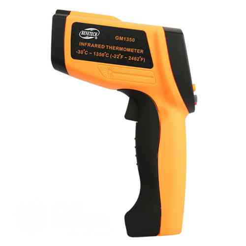 Пирометр инфракрасный -30-1350°C BENETECH GM1350 Харків
