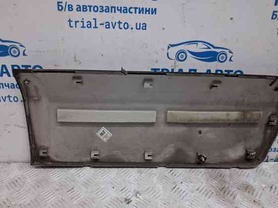 Накладка двери Hyundai Tucson JM 2.0 БЕНЗИН G4GC 2004 задн. прав. (б/у) Київ
