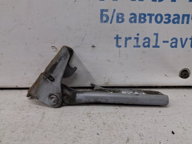 Петля капота левая Mitsubishi Pajero Wagon 3 3.2 ДИЗЕЛЬ 4M41 1999 (б/у) Київ - зображення 1