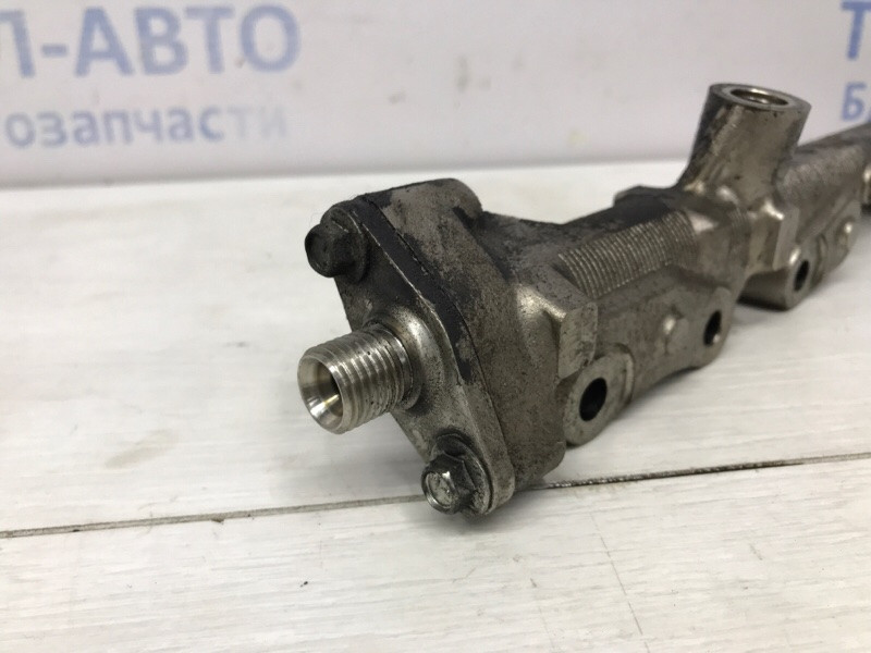 Топливная рампа Nissan Juke F15 1.6 TURBO MR16DDT 2010 (б/у) Київ - зображення 2