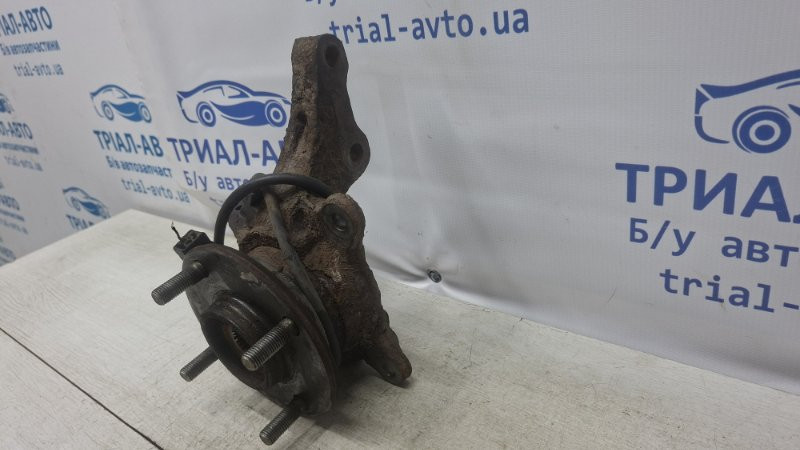 Кулак поворотный правый со ступицей Mitsubishi Lancer 9 1.6 БЕНЗИН 4G18 2003 (б/у) Київ - зображення 3