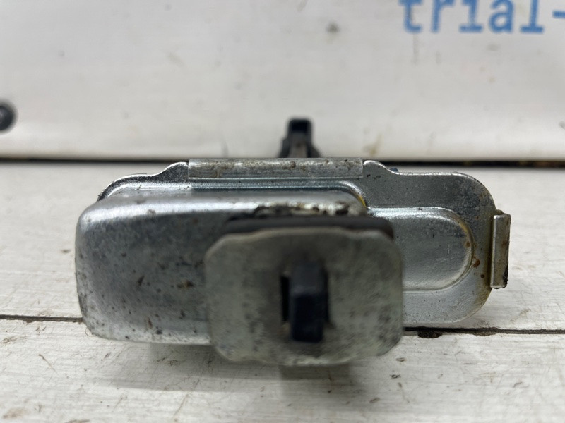 Ограничитель двери передний правый Kia Sportage SL 1.7 DIESEL D4FD 2010 (б/у) Киев - изображение 5