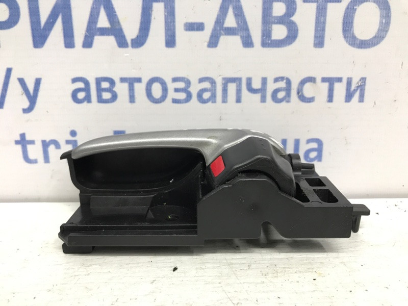 Ручка двери внутренняя левая Suzuki SX4 1 1.6 БЕНЗИН M16A 2006 (б/у) Киев - изображение 2