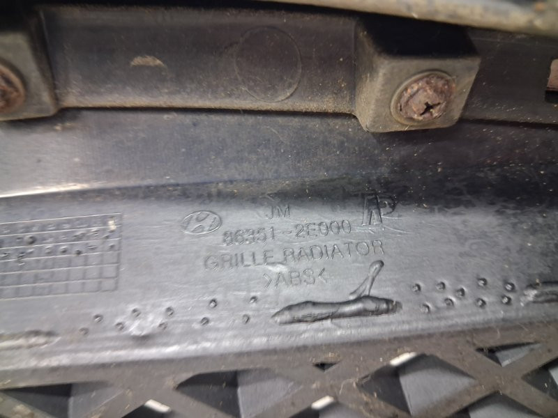Решетка радиатора Hyundai Tucson JM 2.0 DIESEL D4EA 2004 (б/у) Киев - изображение 7