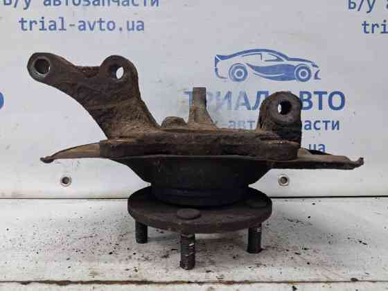 Кулак поворотный правый со ступицей Mitsubishi ASX 2010- 3870A008 (Арт. 64141) Киев