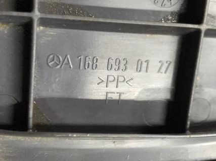 Бу заглушка фонаря заднего левого Mercedes W168, A1686930127, 1686930127 Кропивницький - зображення 3