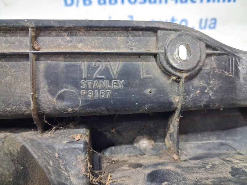 Фонарь задний внешний левый Mitsubishi Pajero Wagon 3 3.2 ДИЗЕЛЬ 4M41 1999 (б/у) Киев - изображение 10