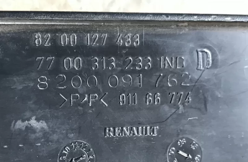 Бу полка передней консоли Renault 8200127433 7700313233 8200091762 91166774 Laguna 2, Trafic 2, Кропивницкий - изображение 2