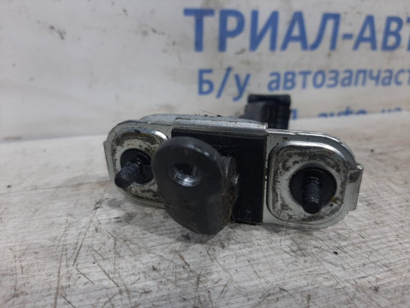 Ограничитель двери передний правый Hyundai IX35 LM 2.0 DIESEL 2010 (б/у) Киев - изображение 4