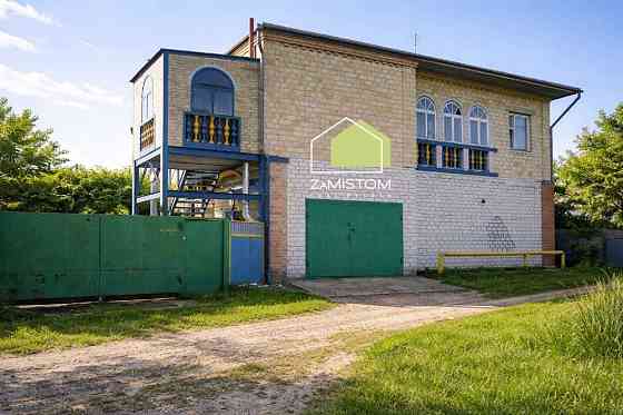 Продаж добротного будинку 270 м2 в селі Гнідин. Повністю жилий і чекає нових власників. Побудований Киев