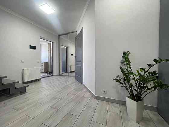 продажа 4-к дом Киево-Святошинский, Лесники, 180000 $ 
