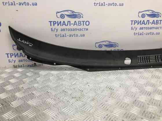 Дефлектор дворников Mitsubishi Pajero Sport K9 2.5 DIESEL 4D56 1996 (б/у) Киев