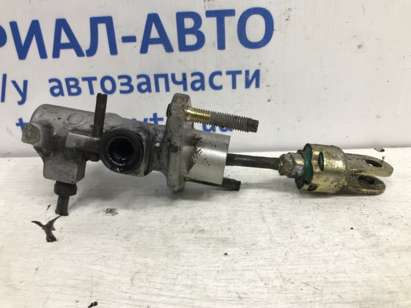 Цилиндр сцепления главный Mitsubishi L200 KB 2.5 ДИЗЕЛЬ 4D56U 2006 (б/у) Киев - изображение 2