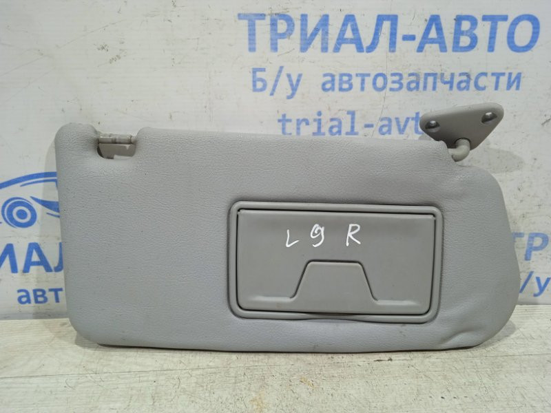 Козырек солнцезащитный правый Mitsubishi Lancer 9 1.6 БЕНЗИН 4G18 2003 (б/у) Київ - зображення 1