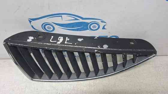 Решетка радиатора Mitsubishi Lancer 9 1.6 БЕНЗИН 4G18 2003 лев. (б/у) Киев