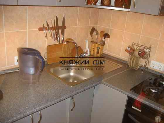 Відмінна 3-х кімнатна квартира на Севастопольскій площі.Код объекта 1187159 Киев