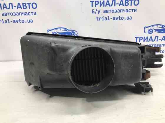 Корпус воздушного фильтра Toyota Prado J120 4.0 БЕНЗИН 2002 (б/у) Киев