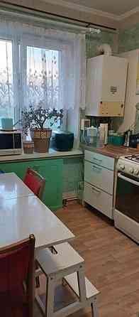 Продам. 2-кімн. кв. 8/9, 12-й квартал, вул. Гладкова (Квартальна). Дніпро