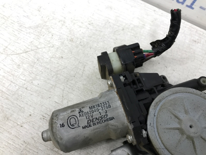 Стеклоподъемник задний левый Mitsubishi L200 KB 2.5 ДИЗЕЛЬ 4D56U 2006 задн. (б/у) Киев - изображение 3