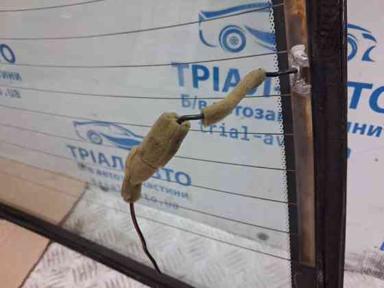 Стекло в кузов заднее Mitsubishi Lancer 2003-2009 MR520282 (Арт. 73865) Київ