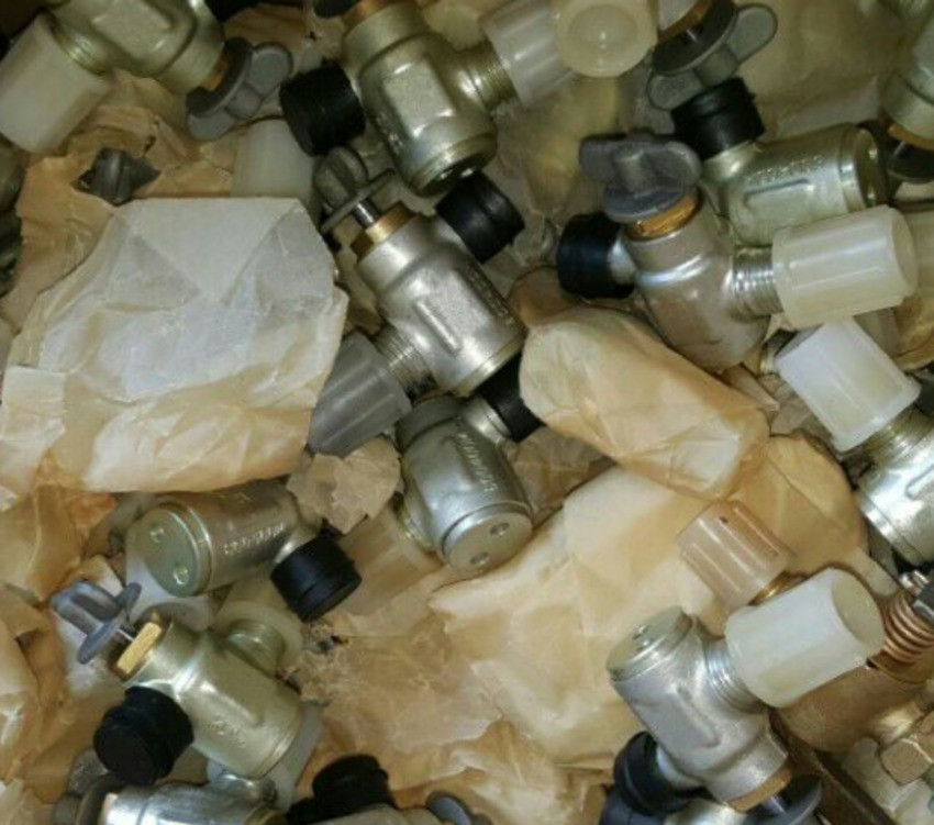 Кран сливной 600400М Сумы - изображение 1