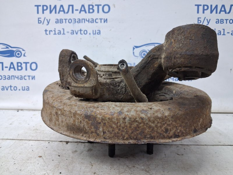 Цапфа задняя правая Mitsubishi Pajero Wagon 3 3.2 ДИЗЕЛЬ 4M41 1999 (б/у) Киев - изображение 4