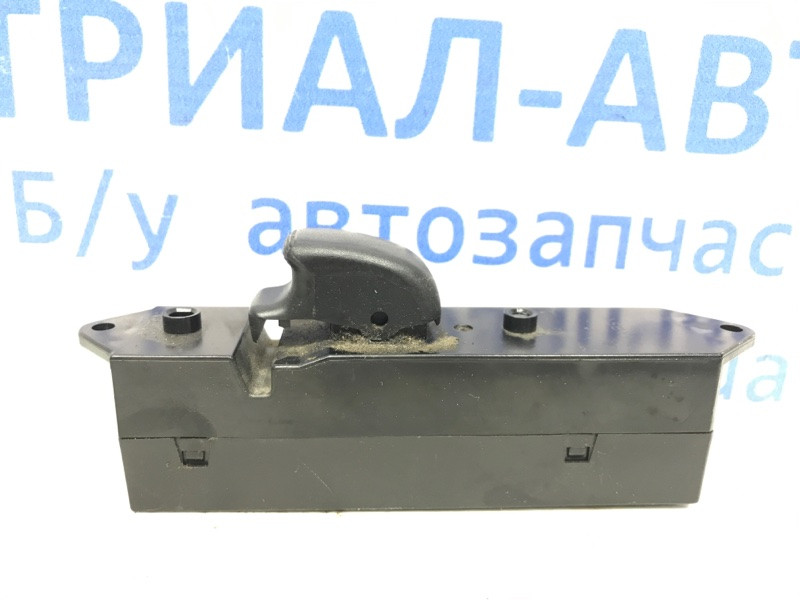 Кнопка стеклоподъемника Mitsubishi Pajero Sport K9 2.5 DIESEL 4D56 1996 (б/у) Київ - зображення 1