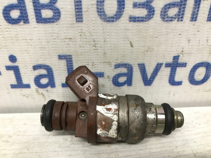 Форсунка топливная Chevrolet Lacetti J200 1.8 БЕНЗИН 2004 (б/у) Киев - изображение 1