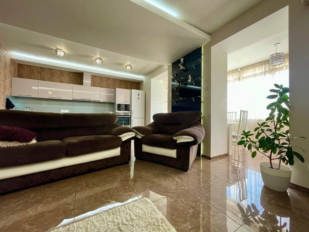 Продам 4-к квартиру в новострое на ж/м Солнечный, пер. Любарского Дніпро - зображення 2