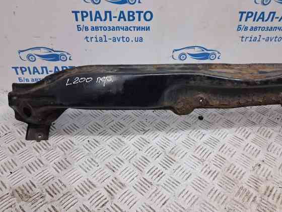 Усилитель бампера передний Mitsubishi L200 KB 2.5 DIESEL 4D56 2006 (б/у) Київ