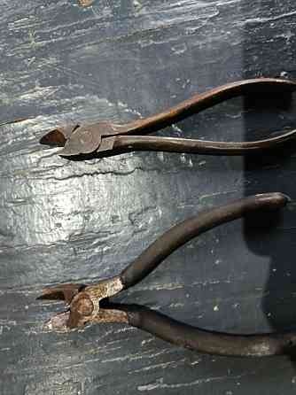 Бокорізи 180мм в кількості 2 штук, непридатні. Мукачеве